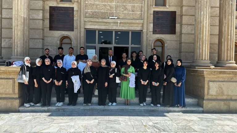 كلية الصيدلة في جامعة المعقل تنظم زيارة إنسانية لدار الأيتام في البصرة
